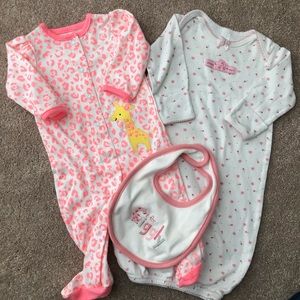 Baby girl sleeper set 0-3 months